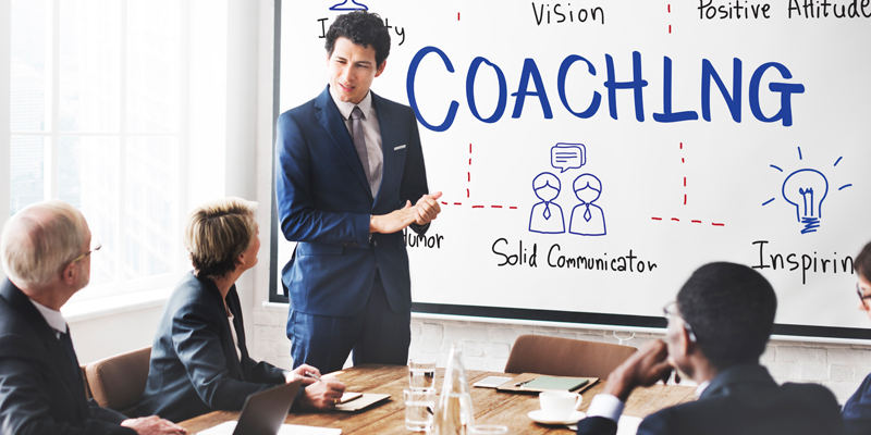 COACH - LEADER